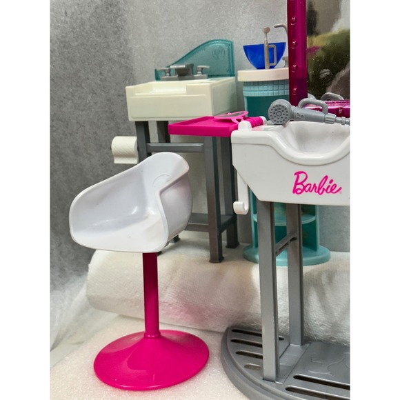 Barbie Styling Station Vanity Mirror Sink Pretend Play Toy Kids Hair Salon Play - Picture 6 of 6
